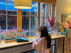 -猫的天空之城概念书店(束河店)