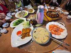 -东馆和天下特色餐饮(工农店)