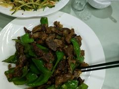 -嘎吧锅私家菜馆(新村十区店)