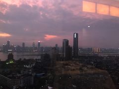 -东方豪景花园酒店·怡景旋转餐厅