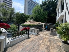 -Mark&Mars Restaurant