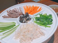 鸡丝凉米线-云海肴·汽锅鸡·云南菜(美罗城店)