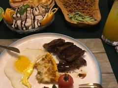 -丝路天山酒店(国际大巴扎店)
