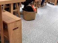 等位区-小满手工粉(北京来福士店)