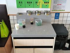 -蒙自源米线大王(江南西路店)