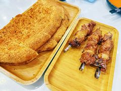 -乡村馕坑肉·烧烤·新疆菜·本地人更爱吃(阿勒泰首店)