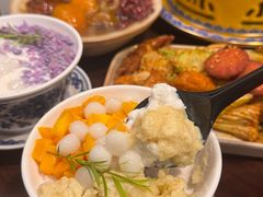 -八月美食小馆(银泰城总店)