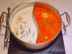 -椰子湾·海南火锅·糟粕醋·椰子鸡(正大广场店)