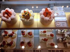 -花花卷卷·鲜食蛋糕(静安久光百货店)