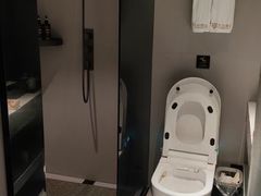 -万泊酒店(长沙五一广场国金中心店)