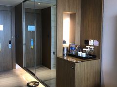 -上海滴水湖皇冠假日酒店