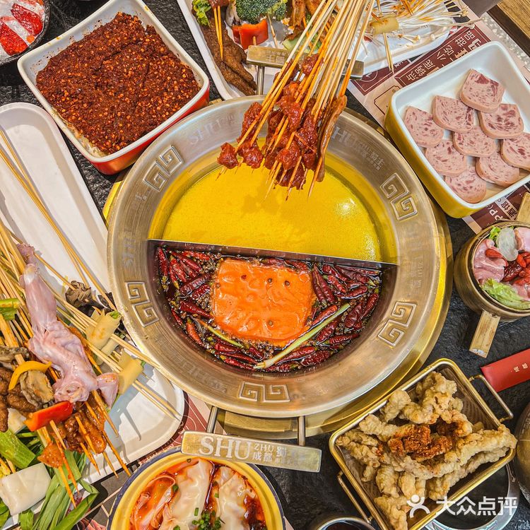 北京新店｜复古街头风的成都串串火锅来华熙啦