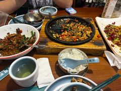 -钟掌勺忘不了地道湘菜(新天地假日广场店)