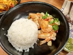 -Kub Kao Kub Pla (Terminal21)