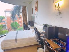-小时光泳池别墅轰趴