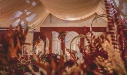 -明典婚礼策划·婚车租赁·婚纱摄影