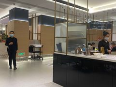 -红鼎豆捞·非遗鲍皇汤火锅(宝丰路店)