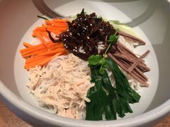 -云海肴·汽锅鸡·云南菜(天山百盛优客店)