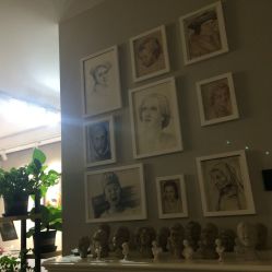 -一个差评成就的纹眉店