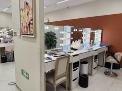 -HIMO海马体照相馆(上海华润CP静安店)