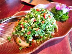 大理风味葱椒鸡-花马天堂云南餐厅 Lost Heaven(外滩店)