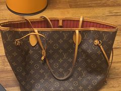 -聚云奢二手奢侈品黄金手表包包回收·中古店(中福城店)