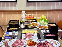 -阿亲家·韩式无限烤肉(春熙路店)