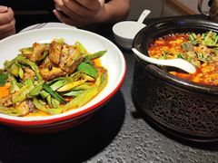 -万重锦·人文川菜馆(骡马市店)