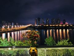 -酤居湖景音乐餐吧(安宁店)