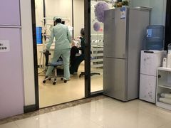 -美酷口腔牙齿矫正(江桥万达店)