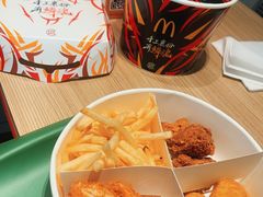-麦当劳(展览路店)