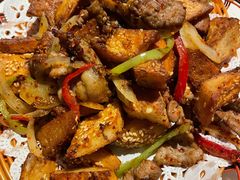 脆馕炒烤肉-新疆红柳花餐厅(新洲店)