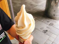 冰淇淋車-喜茶(北京三里屯太古里店)
