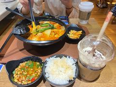 -星巴克(昆明金鹰天地店)