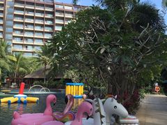 -三亚湾海居铂尔曼度假酒店