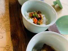 三口饭-穹六人间 people 6(岳阳路店)