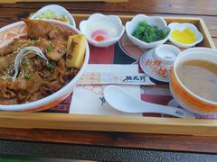 -桃花丼烧肉饭(凯丹商场店)