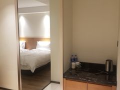 -上海虹梅嘉廷酒店