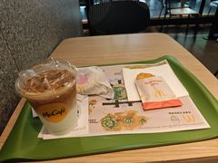 -麦当劳(轻轨曹杨路店)
