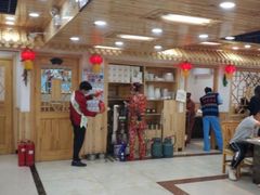 -屯老二农家铁锅炖·行业领军者(梅江店)