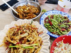 -江城燕子大排档(江汉路步行街店)