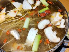 酸萝卜鸭架汤-守柴炉烤鸭(鱼嘴店)
