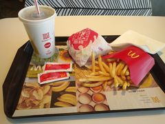 -麦当劳(国家体育场南路店)