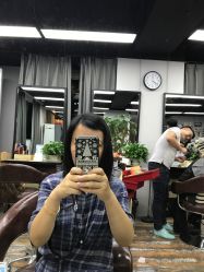 -镁连社·美联社