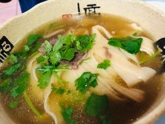 -十二忠手拉面(五福店)