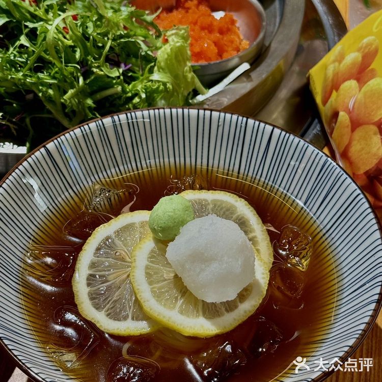 在北京………这一口韩式酱蟹可是香迷糊了！