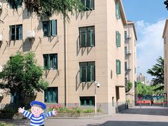 -上海海事大学东校区-上海港湾学校