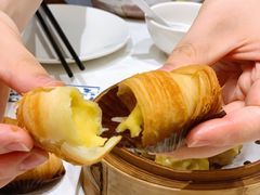榴莲千丝酥-稻香酒家·34年老字号·港式粤菜(汉街店)