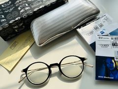 -目艮眼镜SHOWROOM(品牌集合店)