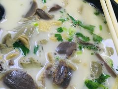 -津津老鸭粉丝馆(正东路店)